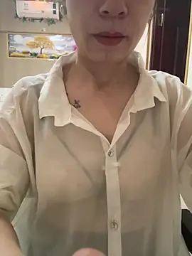 aniani11 online show from 04-12-26, 12:10