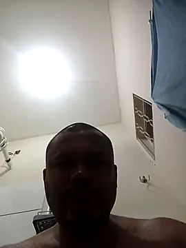 Snapshot of loboalfa2030 chatting on 11-08-25, 04:01 loboalfa2030 online show from 11-08-25, 04:01