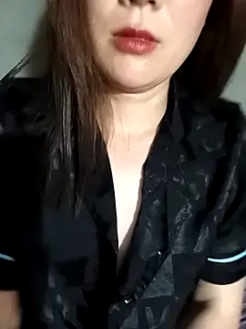 Snapshot of -Lana-123 chatting on 03-24-26, 02:11 -Lana-123 online show from 03-24-26, 02:11