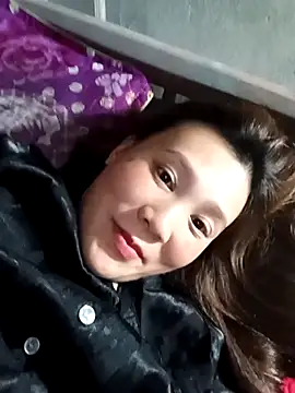 Snapshot of -Lana-123 chatting on 03-25-26, 03:12 -Lana-123 online show from 03-25-26, 03:12