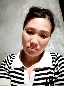Snapshot of -Lana-123 chatting on 04-19-26, 01:54 -Lana-123 online show from 04-19-26, 01:54