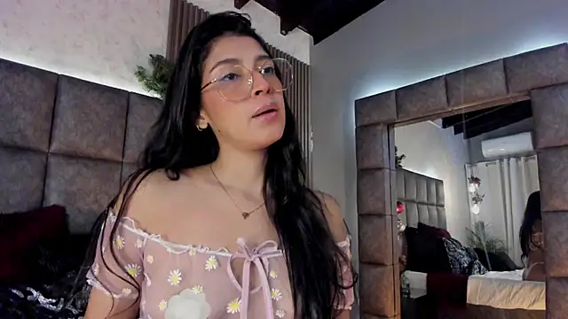 BrigitteVons online show from 12-16-25, 11:10