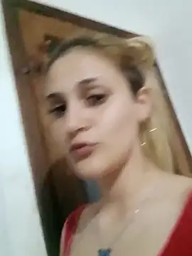 larubia arg online show from 11-04-25, 04:00