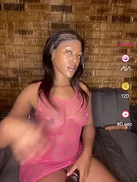 Snapshot of SP1CY_MOMMY chatting on 06-12-26, 03:33 SP1CY MOMMY online show from 06-12-26, 03:33