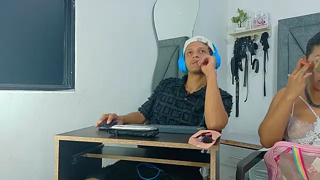 DamianandEva online show from 06-02-26, 12:51