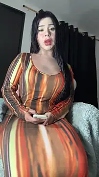 cowgirllyx online show from 11-14-25, 12:42