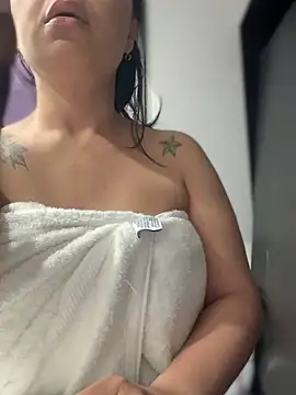 Natural BIGASS Nina online show from 11-16-25, 09:48