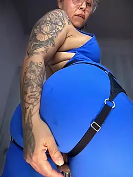 Snapshot of Natural_BIGASS_Nina chatting on 02-01-26, 10:08 Natural BIGASS Nina online show from 02-01-26, 10:08