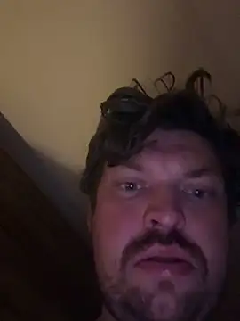 Snapshot of Johangrunn chatting on 10-31-25, 08:43 Johangrunn online show from 10-31-25, 08:43