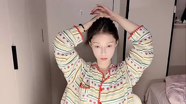 yuyu-33 online show from 12-03-25, 12:47