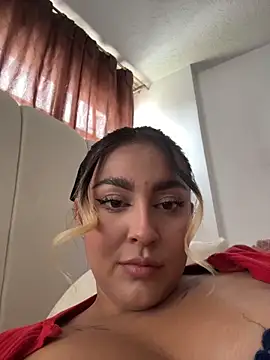 Snapshot of Elina_Hills chatting on 05-06-26, 06:24 Elina Hills online show from 05-06-26, 06:24