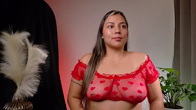 Zara Nova online show from 04-14-26, 07:20