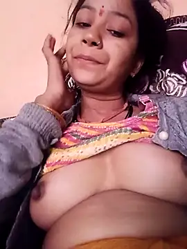 Snapshot of Sangita_g chatting on 12-16-25, 08:08 Sangita g online show from 12-16-25, 08:08