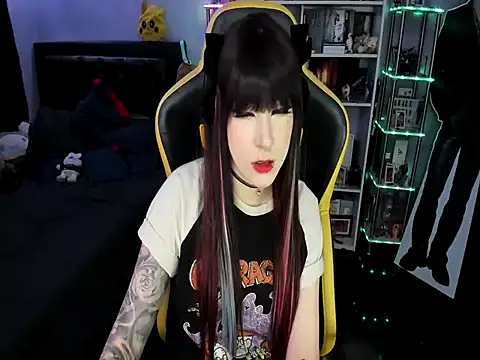 Yummy dark online show from 04-03-26, 03:59