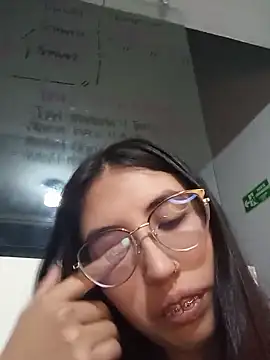 Valk submissive online show from 03-13-26, 04:08