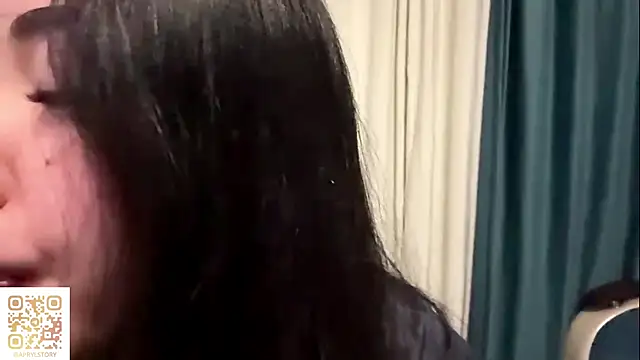 APRYLSUN online show from 11-17-25, 01:28