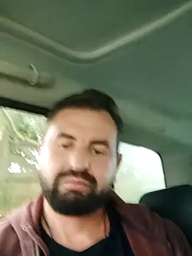 Snapshot of rooliv1 chatting on 12-17-25, 08:26 rooliv1 online show from 12-17-25, 08:26