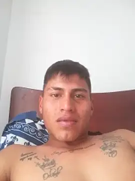 Snapshot of Ckinetor chatting on 12-14-25, 04:34 Ckinetor online show from 12-14-25, 04:34