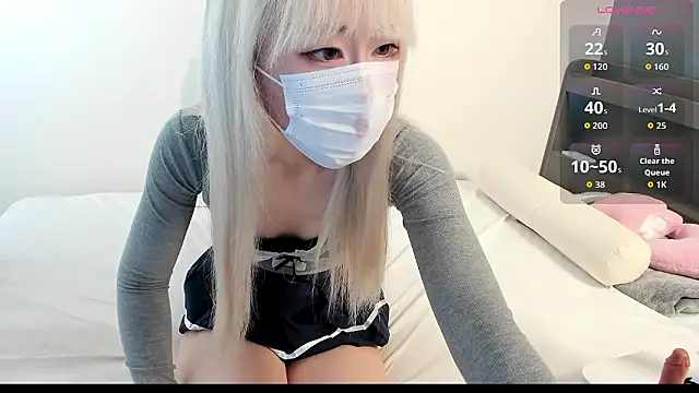 Snapshot of yeji_2001 chatting on 01-16-26, 01:37 yeji 2001 online show from 01-16-26, 01:37