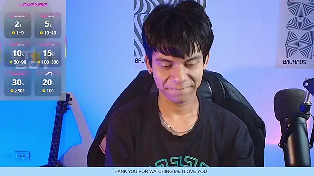 Snapshot of kain_moretti chatting on 10-31-25, 10:49 kain moretti online show from 10-31-25, 10:49