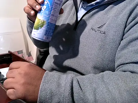 Snapshot of SUN-MON-69 chatting on 02-02-26, 05:11 SUN-MON-69 online show from 02-02-26, 05:11