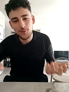 yasinesra757  online show from 04-25-26, 01:36