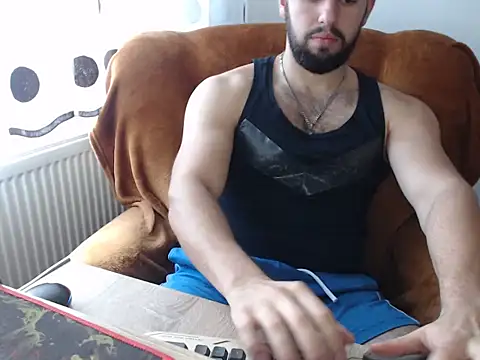 strongcoffee10 online show from 11-04-25, 06:56