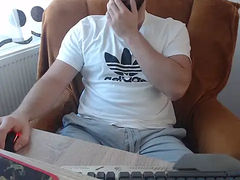 strongcoffee10 online show from 11-14-25, 11:09