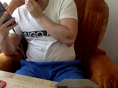 strongcoffee10 online show from 03-10-26, 06:29