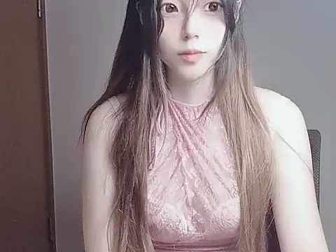 JuliaNoir online show from 11-01-25, 06:04