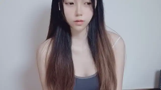 JuliaNoir online show from 01-12-26, 03:23