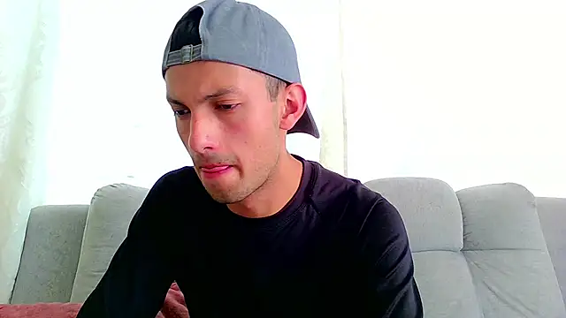 Snapshot of dylan_drakee chatting on 11-12-25, 02:28 dylan drakee online show from 11-12-25, 02:28