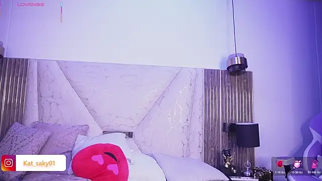 Kat Saky online show from 04-22-26, 11:28