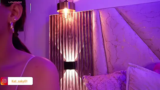 Snapshot of Kat_Saky chatting on 05-03-26, 12:49 Kat Saky online show from 05-03-26, 12:49