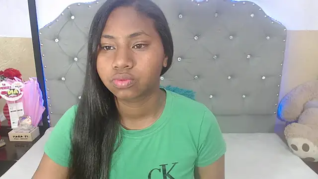 valentinavega18x online show from 11-26-25, 04:13