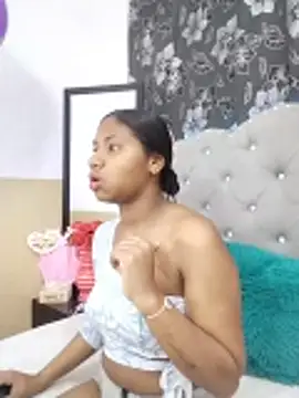 valentinavega18x online show from 12-16-25, 04:01