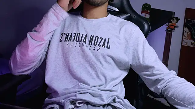 Snapshot of 3v1l chatting on 12-03-25, 01:35 3v1l online show from 12-03-25, 01:35