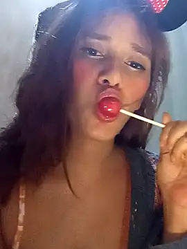 Snapshot of lola_mamadas chatting on 11-06-25, 04:02 lola mamadas online show from 11-06-25, 04:02