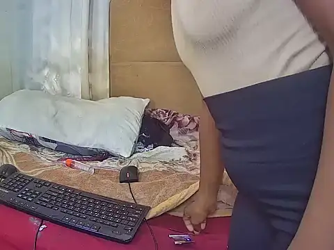 Squirt bitchxxx online show from 11-02-25, 10:50