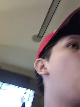 Snapshot of DamianVice chatting on 11-02-25, 04:15 DamianVice online show from 11-02-25, 04:15