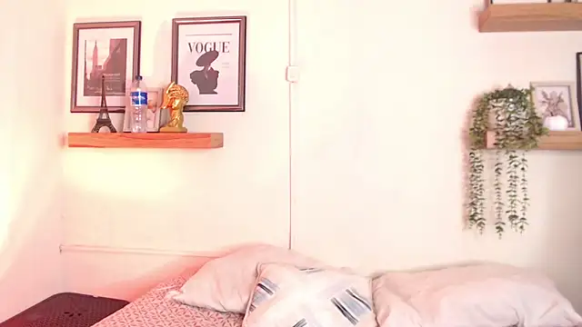 Madisonkay online show from 04-18-26, 07:58