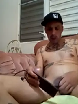 Snapshot of feoGG197 chatting on 11-26-25, 12:55 feoGG197 online show from 11-26-25, 12:55