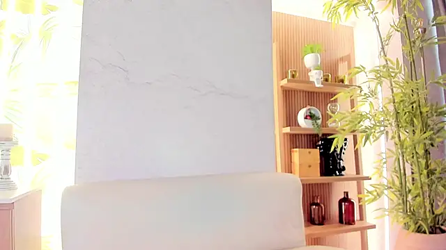 Charlote masson online show from 04-21-26, 08:12