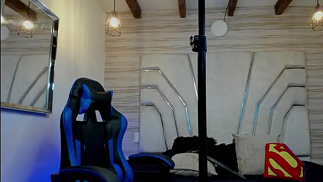 MAXTHOMSON online show from 02-03-26, 06:22