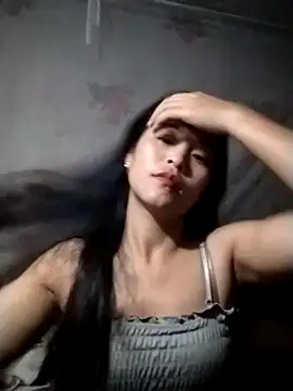 Snapshot of Alice-567 chatting on 11-04-25, 07:02 Alice-567 online show from 11-04-25, 07:02