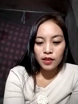 Snapshot of Alice-567 chatting on 11-05-25, 01:00 Alice-567 online show from 11-05-25, 01:00