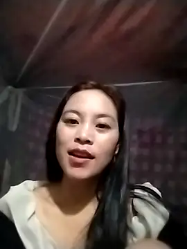 Snapshot of Alice-567 chatting on 11-07-25, 11:16 Alice-567 online show from 11-07-25, 11:16