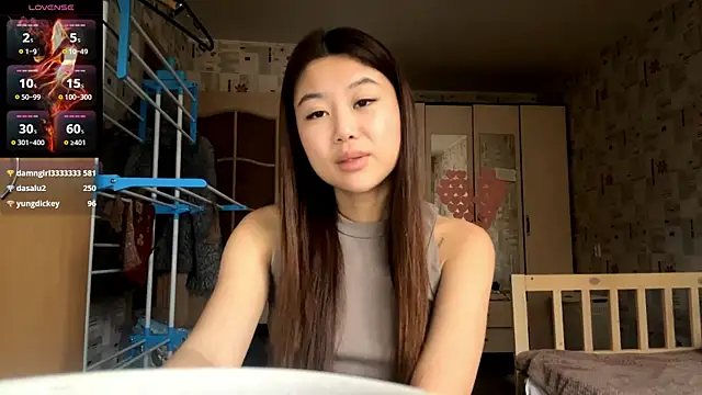 Snapshot of YunDargenio chatting on 11-02-25, 11:01 YunDargenio online show from 11-02-25, 11:01