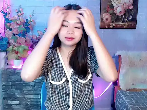 Snapshot of lustfullakim chatting on 06-04-26, 04:35 lustfullakim online show from 06-04-26, 04:35