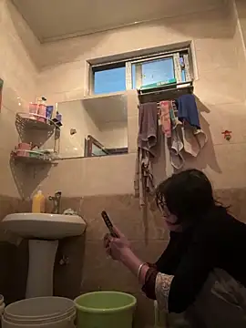 daaqnn online show from 04-22-26, 02:58